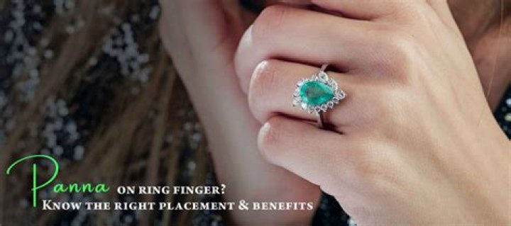 Is wearing emerald good?