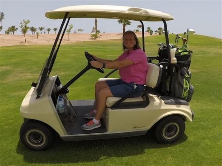 Should I leave my ezgo golf cart plugged in all the time?