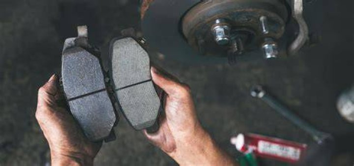 Should you replace all 4 brake pads at once?