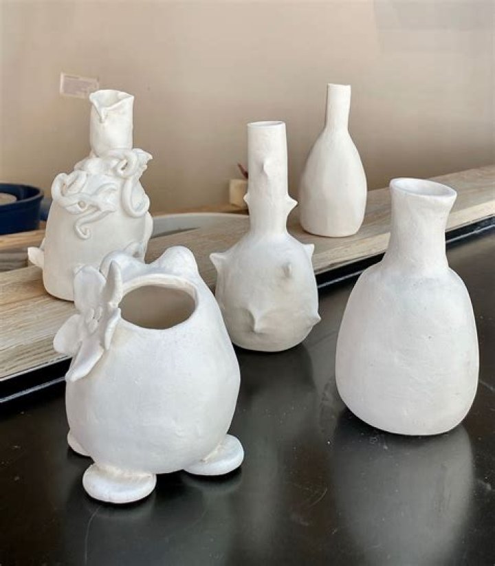 What's the difference between bisque and glaze firing?