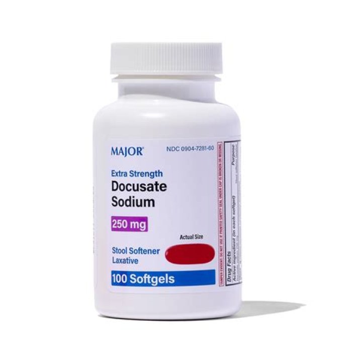 What are the side effects of docusate sodium?