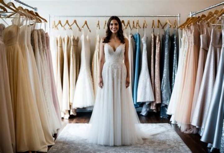 What color do brides wear for second wedding?