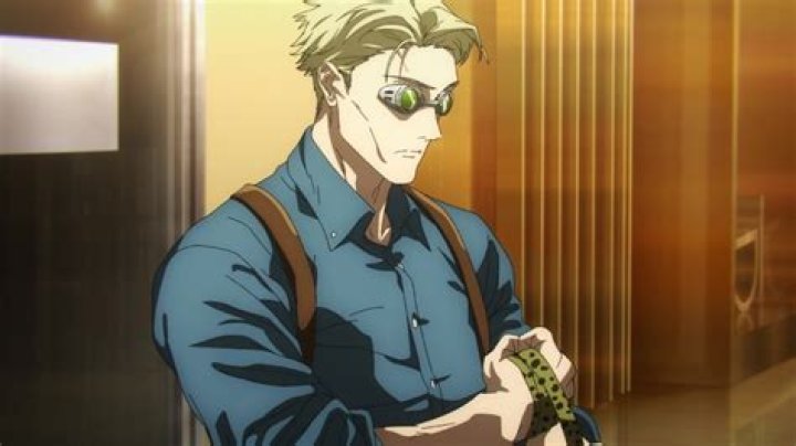 What did akura do Nanami?