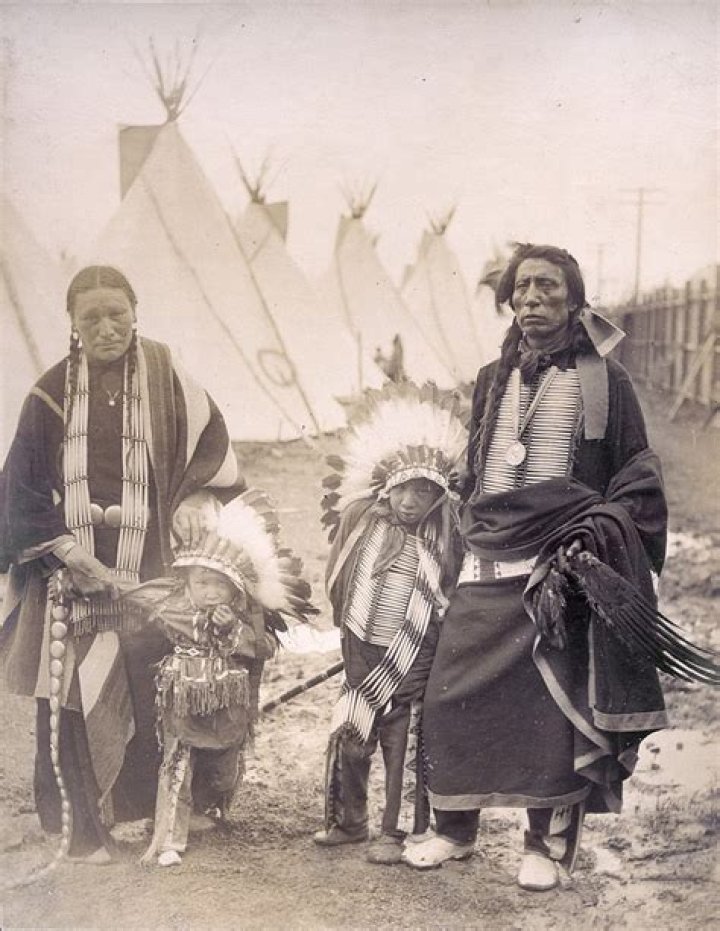 What did the Sioux smoke?
