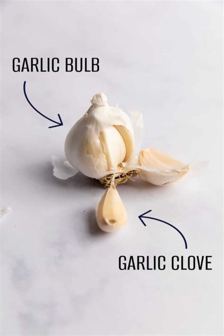 What do Cajuns call garlic?