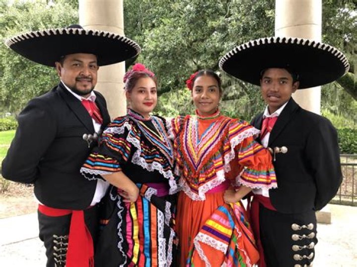What do Mexicans call a period?