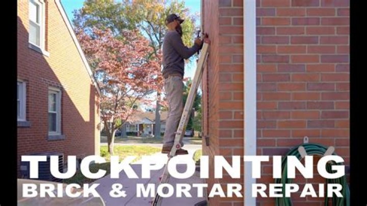 What does it cost to Tuckpoint a house?