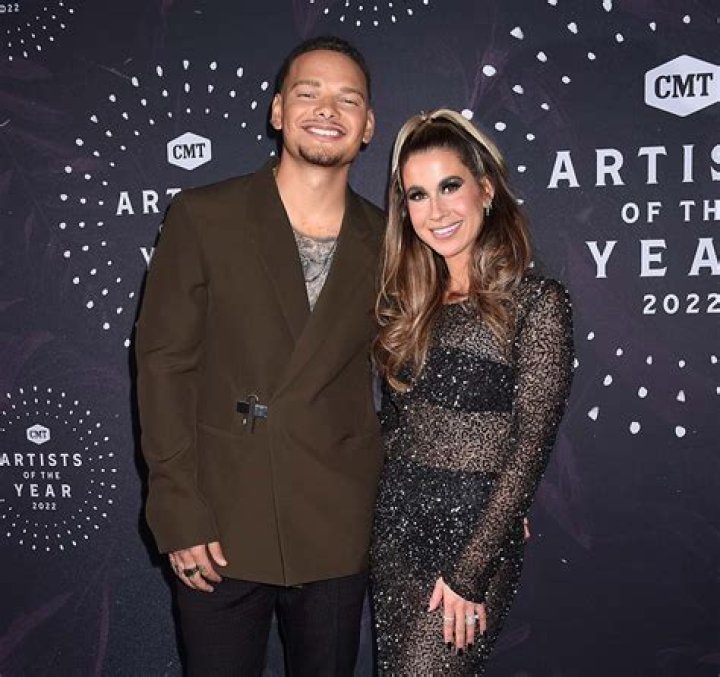 What does Kane Brown's wife do for work?