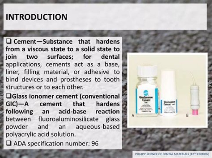 What ingredient in the powder of glass ionomer cement helps to inhibit recurrent decay?