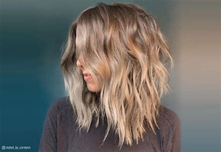What is a choppy layered haircut?