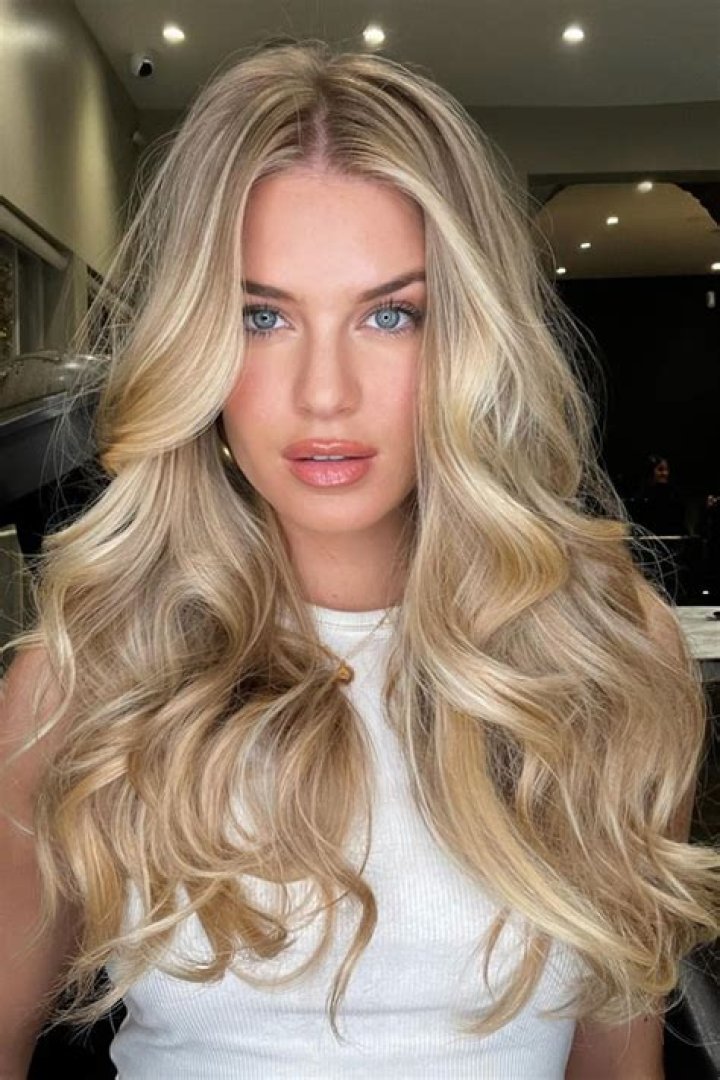What is blonde moment mean?
