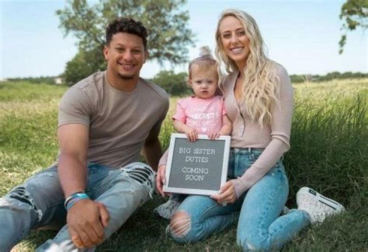 What is Brittany Mahomes net worth?