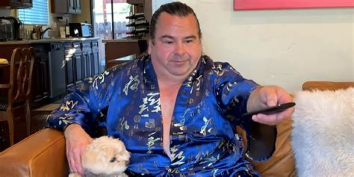 What is no neck ED net worth?