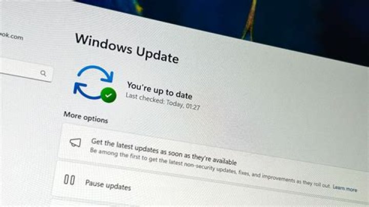 What is the advantage of Windows 11?