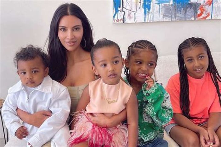 When Kim Kardashian wake up?