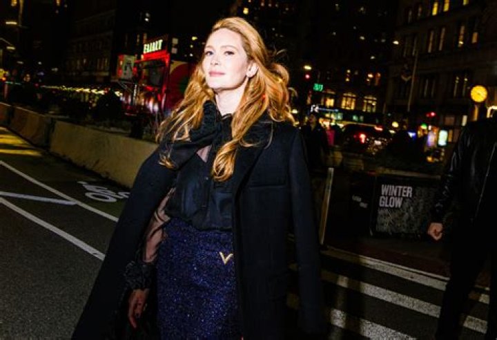 Where does Sarah Cameron get her clothes?