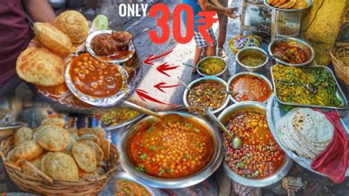 Which is the cheapest food in India?