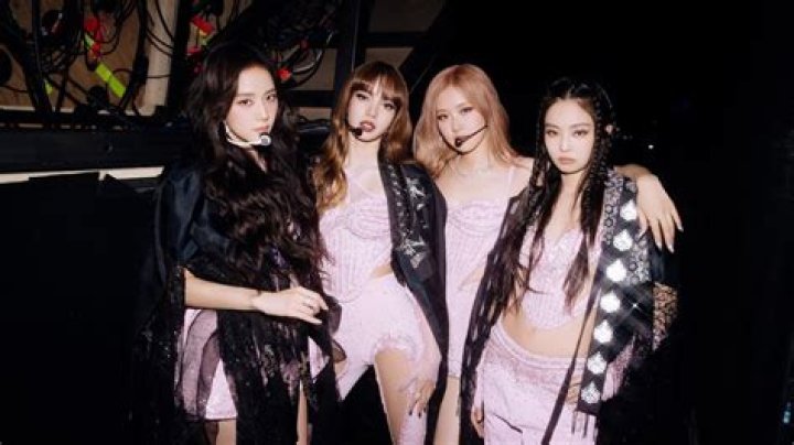 Who is BFF in BLACKPINK?
