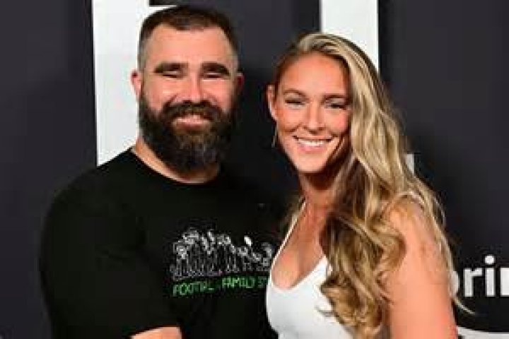 Who is Jason Bull's wife?