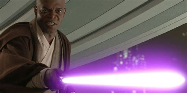 Who is stronger than Mace Windu?