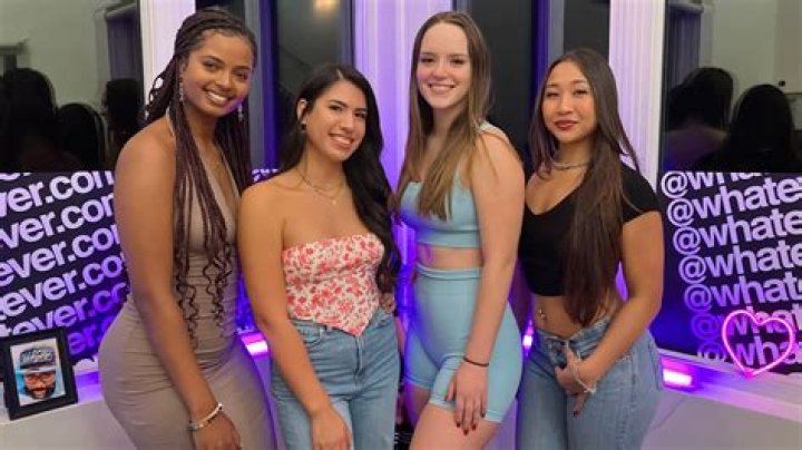 Who is the girl that lives with Fezco?