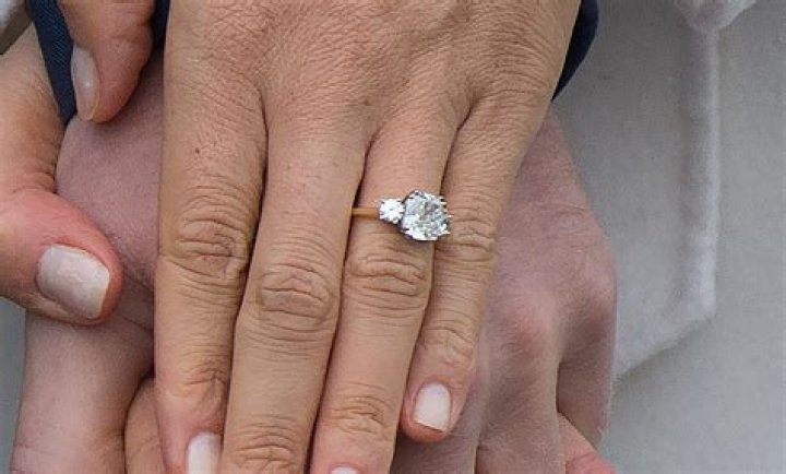 Who made Hailey Bieber's wedding ring?