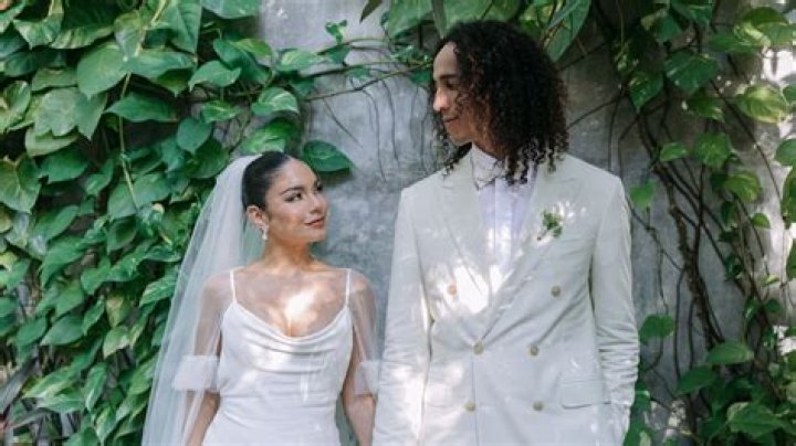 Why are pearls unlucky on wedding day?