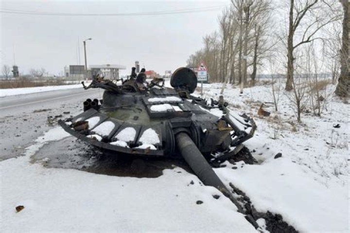Why do Russian tanks explode?