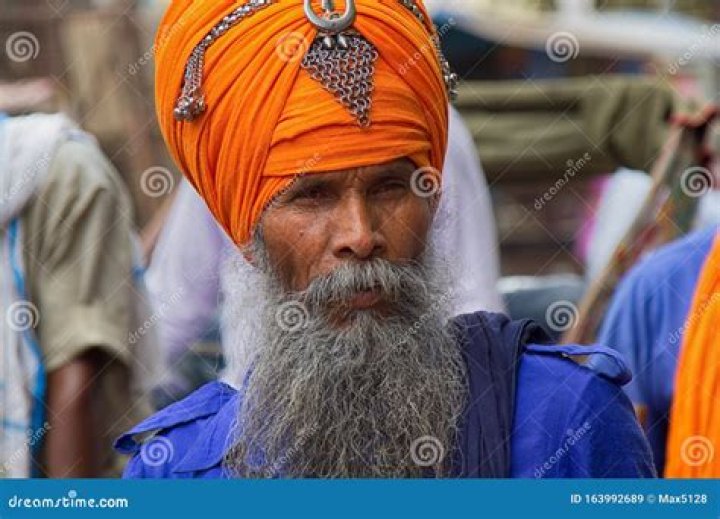 Why do Sikh wear turbans?