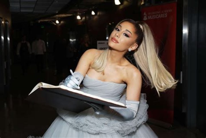 Why does Ariana Grande wear gloves?
